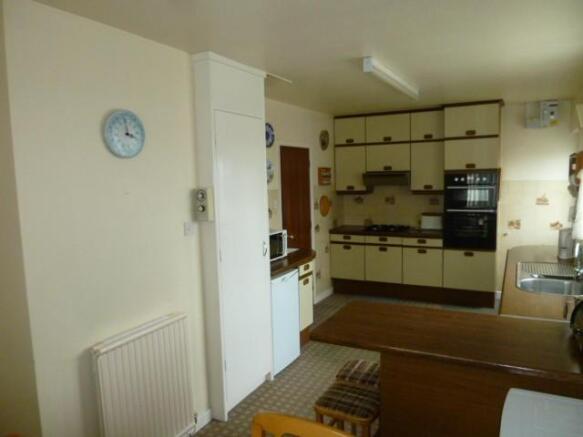 Kitchen 1