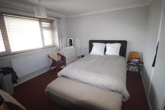 Bed 2 pic.JPG