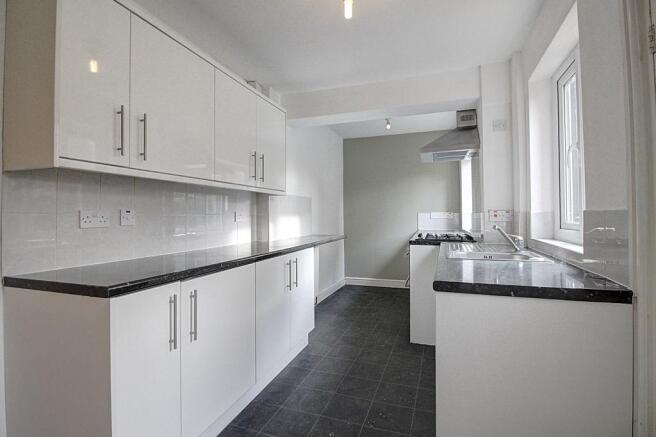 Kitchen/ Breakfast Room