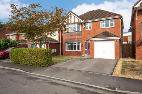 Brook Vale, Pencoed, CF35