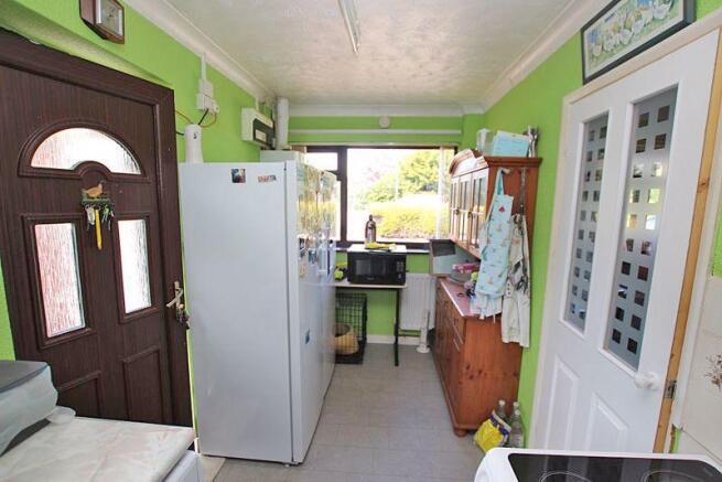Kitchen photo 2