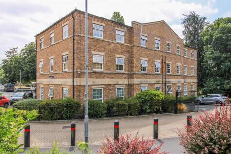 3, Birch Apartments, Chaloner Grove, Wakefield, WF