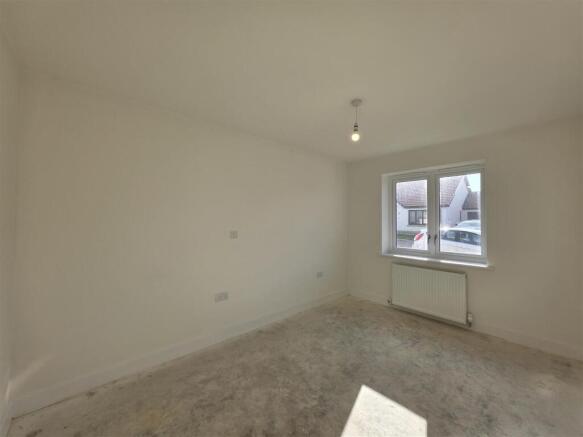 2 bed Semi-Detached Bungalow for sale Image 8