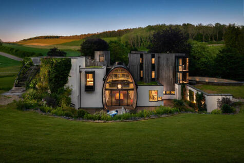 Ditcham, Petersfield, Hampshire, GU31