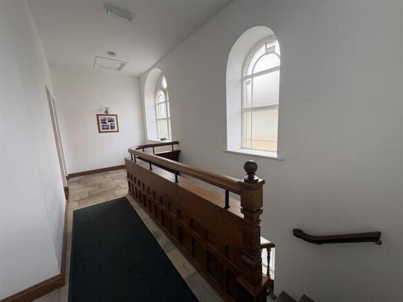 1 bed Apartment to rent Image 9