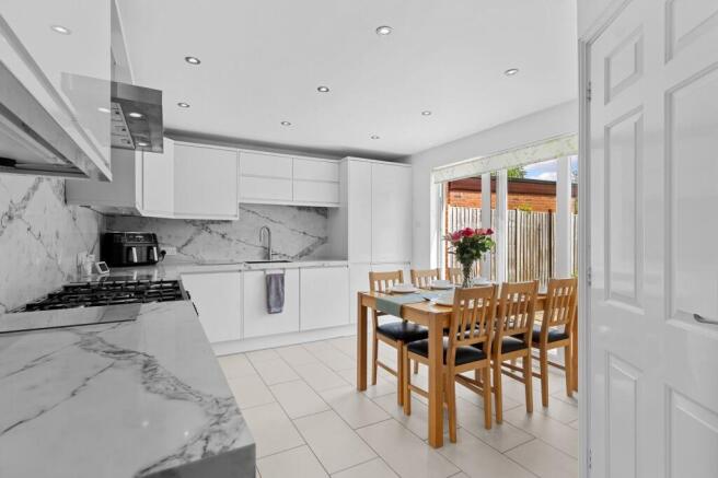 Kitchen diner