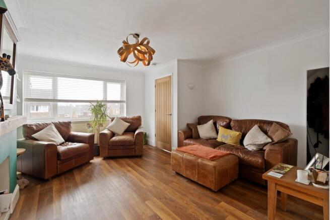 Reeves Way, Bursledon, Hampshire, SO31 photo 4
