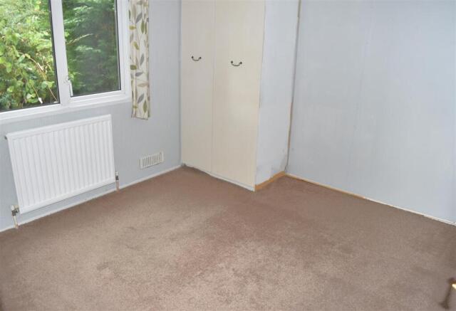 2 bed Park Home for sale Image 9