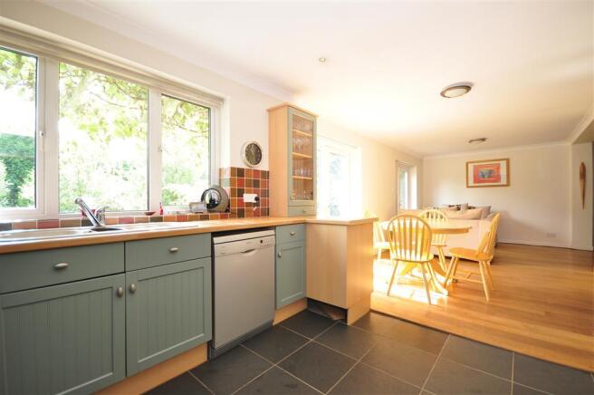 Kitchen/Breakfast Room