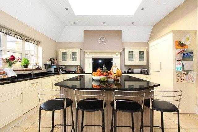 Kitchen 2