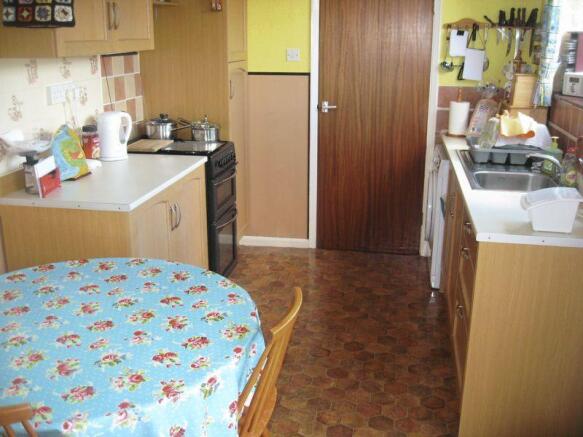 KITCHEN/DINER