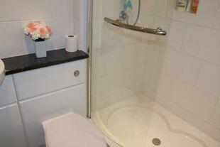 En suite Shower room