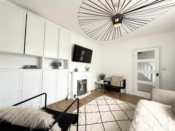 3 bed Terraced for sale Image 6