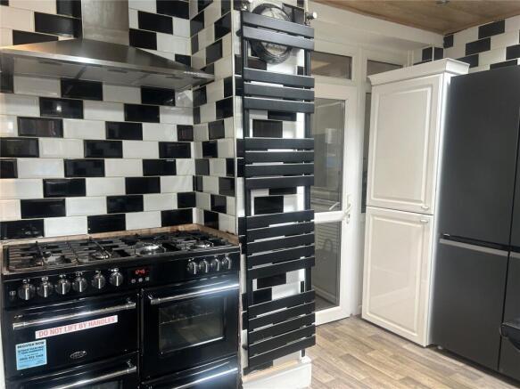 4 bed Terraced for sale Image 10