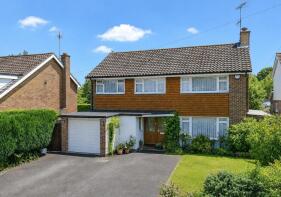 3, Veronica Drive, Crookham Village, Fleet GU51 5SF