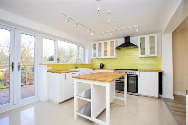 129 Fulwell Park Avenue-06.JPG
