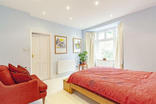 Bedroom 1-1.jpg