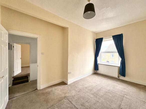 2 bed Terraced for sale Image 4