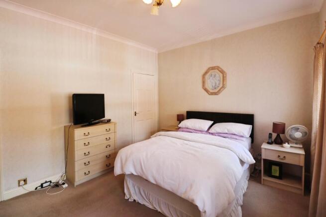 2 bed Terraced for sale Image 10