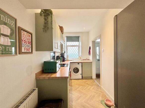 2 bed Terraced for sale Image 12