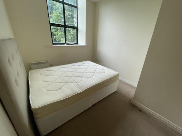 1 bed Flat for sale Image 6