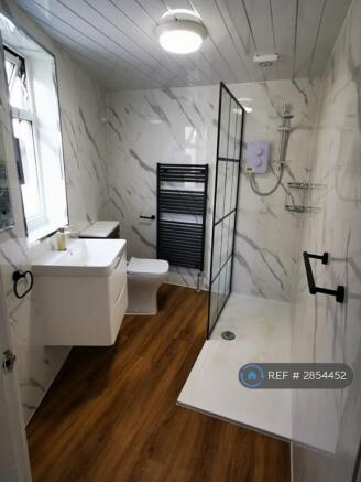 Super Large 1 Bedroom Flat 