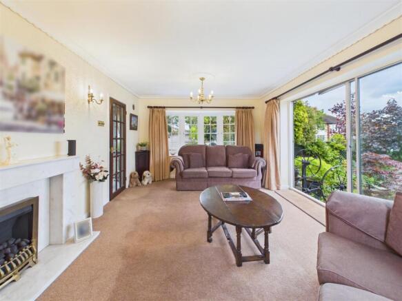 2 bed Detached Bungalow for sale Image 6