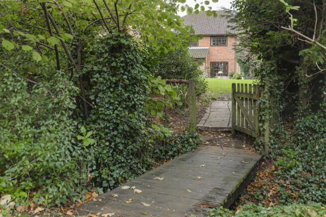 Photo 28