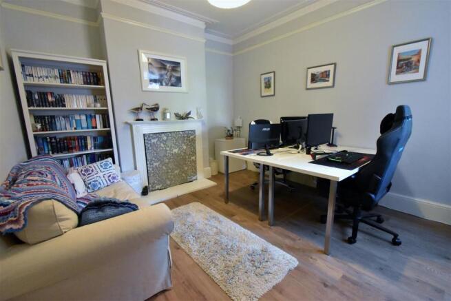 Dining Room: