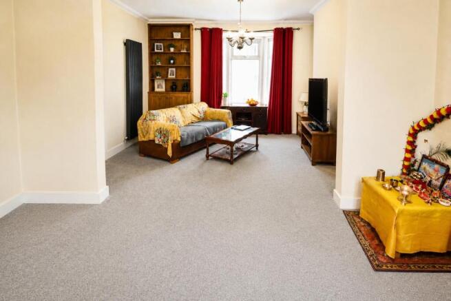 Lounge / Dining Room