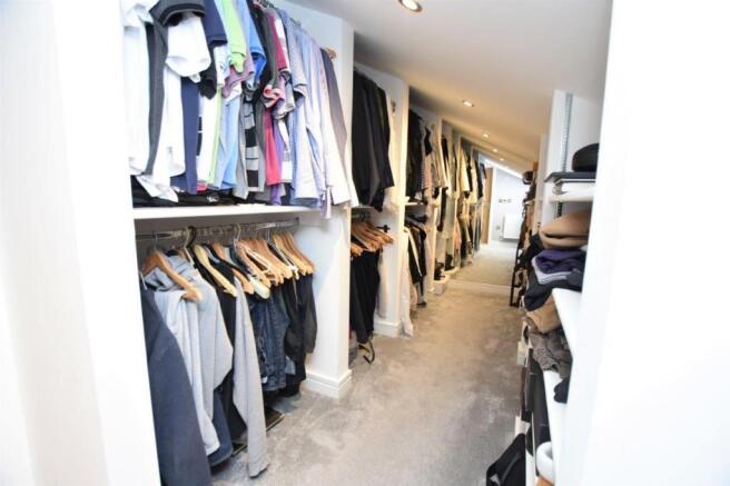 Walk-in wardrobe
