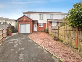 7, Holwell Close, Plymouth PL9 9UF