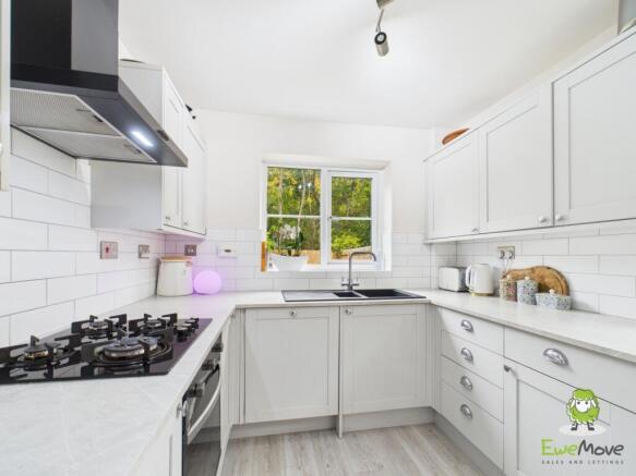 EweMove Estate Agents Basingstoke - York Close - K