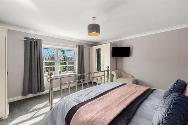 Myrtle Hill Bedroom.jpg