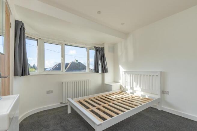 bed 5
