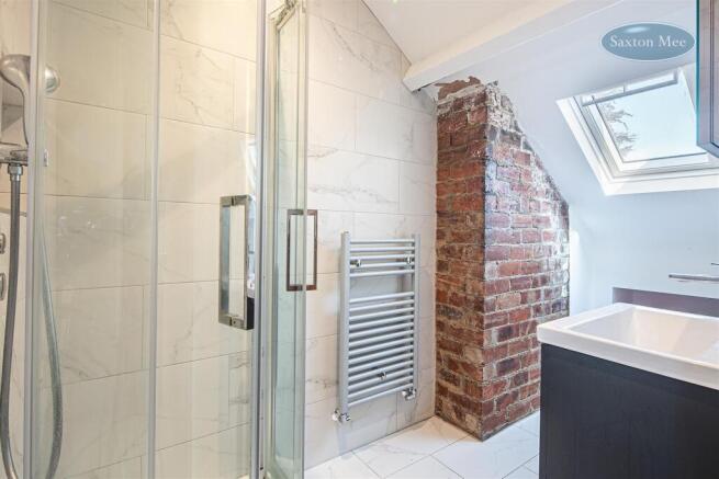 3 bed Terraced for sale Image 12