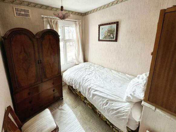 d7173095-Bed3.jpg