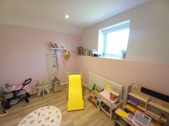 BEDROOM 3