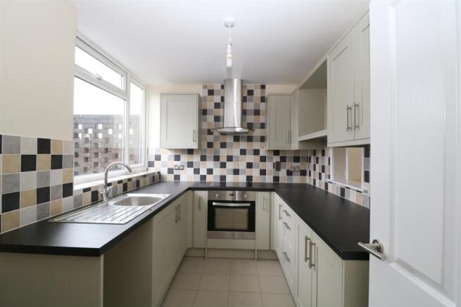 REITTED KITCHEN