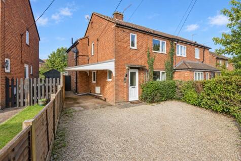 Ridings Cottages, Holmer Green, High Wycombe, Buckinghamshire, HP15