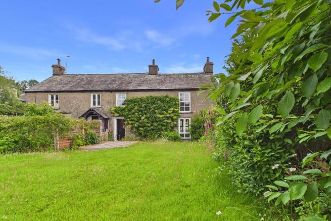 2 Woodcroft Farm ...