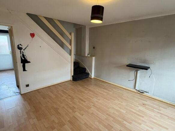 IMG-20251212-WA00...