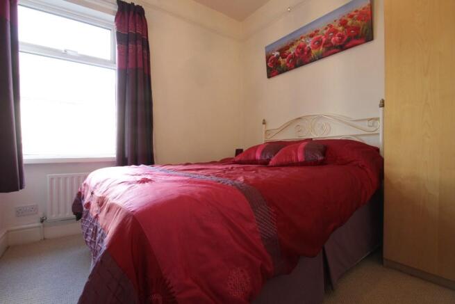 BEDROOM 2