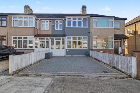 Goldsmith Avenue, Romford, RM7 0EX