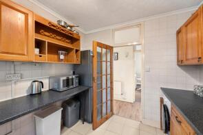 52, Fairfield Drive, London SW18 1DN
