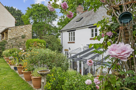 St. James Road, Netherbury, Bridport, Dorset