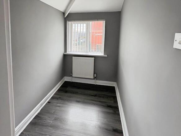 6e7e993e-Bedroom 203