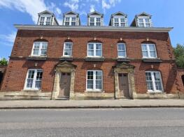 4, Peel House, St James Street, Okehampton EX20 1DH