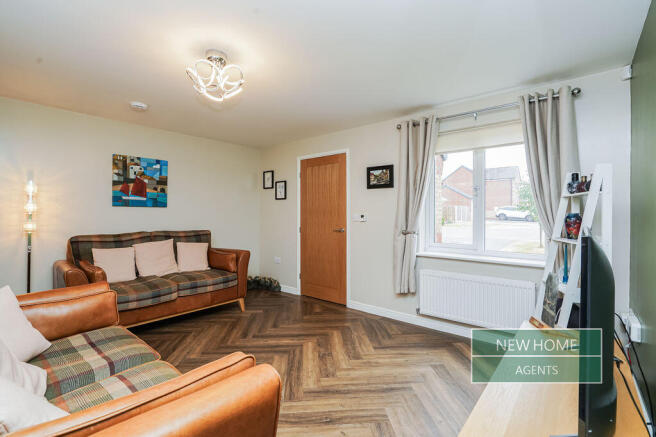 3 bed Semi-Detached for sale Image 4