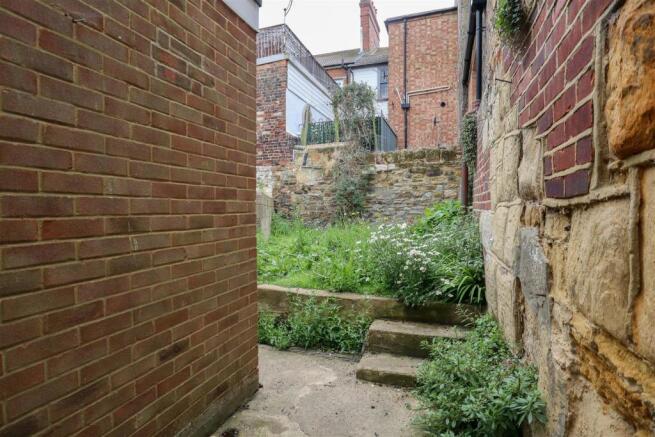 Courtyard Garden
